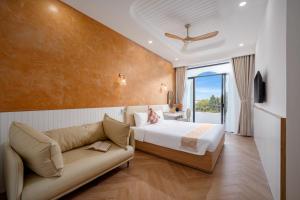 Giường trong phòng chung tại Entire Villa near Han Bridge-Vincom-3 min to beach +43 ảnh