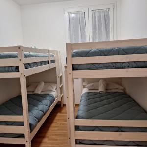 Postel nebo postele na pokoji v ubytování Pace e relax Riva del Garda