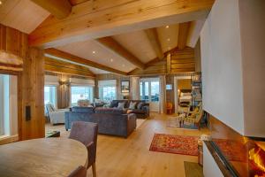 Posezení v ubytování Luxury And Comfort With Stunning Views