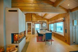 Posezení v ubytování Luxury And Comfort With Stunning Views