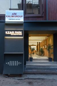 Tòa nhà nơi khách sạn tọa lạc +14 ảnh