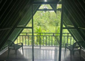 Μπαλκόνι ή βεράντα στο The black hut villa