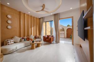 TV/trung tâm giải trí tại Entire Villa near Han Bridge-Vincom-3 min to beach