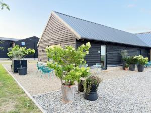 En have udenfor One Granary Barns near Stansted Airport