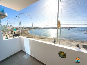 Γενική θέα στη θάλασσα ή θέα στη θάλασσα από  αυτό το διαμέρισμα