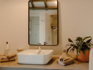 Ένα μπάνιο στο Leopard's Bend Bush Lodge +41 φωτογραφίες