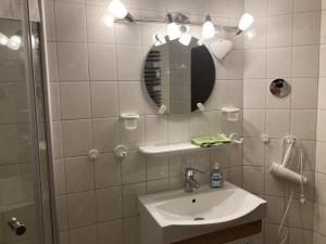 Koupelna v ubytování Meerblick zur Nordsee 250 Meter z. Strand