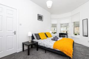 Postel nebo postele na pokoji v ubytování 5 Individual Beds - Free Parking