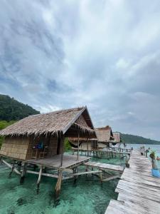 Φυσικό τοπίο κοντά σε αυτό το δωμάτιο σε οικογενειακή κατοικία +36 φωτογραφίες