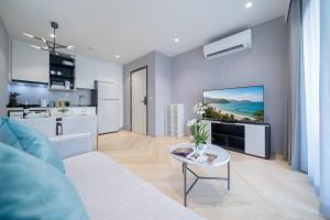 Η κουζίνα ή μικρή κουζίνα στο Condo 1 BR at The Title Legendary D-606 near Bangtao Beach