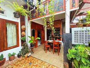 En have udenfor Kayuwangi by Suasana Villa + 2 billeder