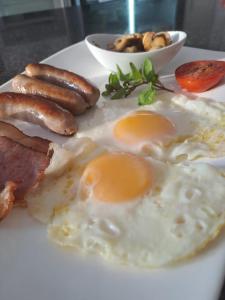 Jídlo v penzionu nebo okolí