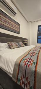 Φωτογραφία από το άλμπουμ του Modern Omani Inspired Apartment in Muscat στο Μουσκάτ