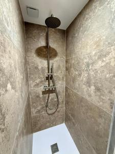 Et badeværelse på Studio au cœur de Lourdes