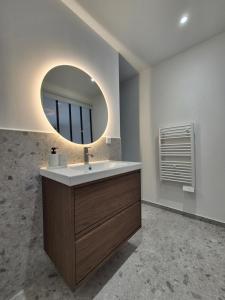 Φωτογραφία από το άλμπουμ του Appartement neuf en forêt σε Peynier