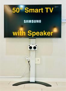 TV a/nebo společenská místnost v ubytování 운서역 홈호스텔 트윈룸