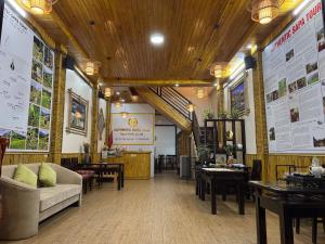 Istumisnurk majutusasutuses TuongMai Home & Trekking Tour