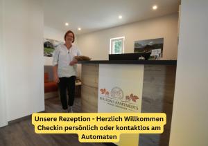 Hosté ubytování Holledau-Apartments - FeWo bis 5 Pers - getrennte Betten möglich - Vollausstattung - 24h Checkin - wöchentl Reinigung u Wäschewechsel - Waschmaschine u Trockner - WLAN - Minibar - XXL Parkplätze - Garten - ruhige Lage