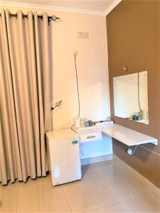 Fotografie z fotogalerie ubytování Villa Thabiso twin bed with pool access - 2087 v destinaci Bulawayo