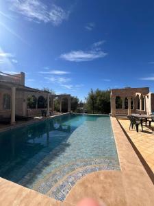 Πισίνα στο ή κοντά στο Dar Ez-zine +62 φωτογραφίες