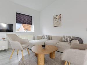 TV a/nebo společenská místnost v ubytování Apartment Fader - 31km from the sea by Interhome + 12 fotografií