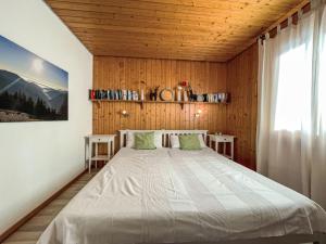 Ένα ή περισσότερα κρεβάτια σε δωμάτιο στο Holiday Home Ferienhaus Licht by Interhome