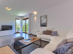 Μια τηλεόραση ή/και κέντρο ψυχαγωγίας στο Villa Terra Grigia by Interhome