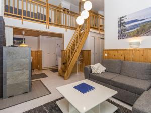 Et opholdsområde på Holiday Home Parintie 3 d 21 by Interhome