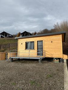 Bygningen som feriehuset ligger i