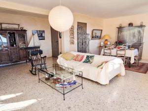 Et opholdsområde på Apartment Baie du Soleil by Interhome