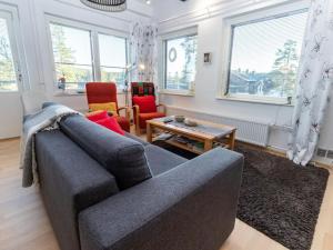 Et opholdsområde på Holiday Home Kelotähti 1 a8 by Interhome