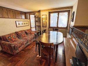 Un lugar para sentarse en Apartment Garlassi by Interhome 14 fotos más