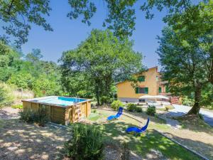 Bazén v ubytování Holiday Home Giorgina by Interhome nebo v jeho okolí