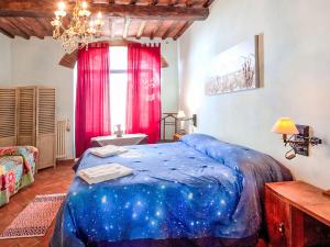 Ένα ή περισσότερα κρεβάτια σε δωμάτιο στο Apartment Erica by Interhome