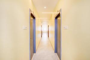 Fotografie z fotogalerie ubytování Hotel O Vemulawada Temple Formerly Kamakshi Bliss v destinaci Vemalwāda