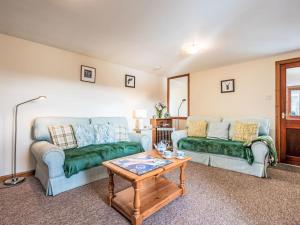 Posezení v ubytování Holiday Home Wester Bunloit by Interhome