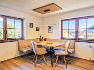 Nespecifikovaný výhled na hory nebo výhled na hory při pohledu z apartmánu