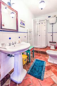 Ένα μπάνιο στο Apartment Viola by Interhome +11 φωτογραφίες