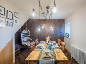 Χώρος καθιστικού στο Holiday Home Cooriedoon by Interhome