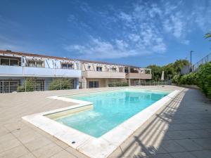 Πισίνα στο ή κοντά στο Apartment Spritz Home by Interhome