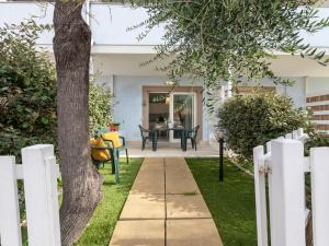 Κήπος έξω από το Apartment Spritz Home by Interhome