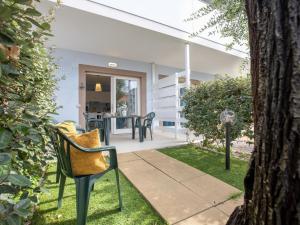 Κήπος έξω από το Apartment Spritz Home by Interhome