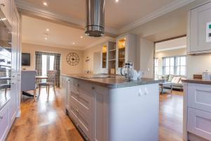 Køkken eller tekøkken på Blacklaws Farmhouse - Blacklaws Steading