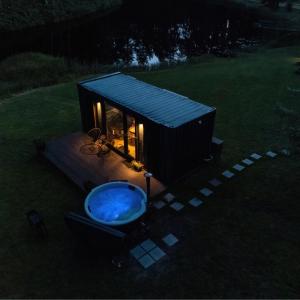 Φωτογραφία από το άλμπουμ του Reborn Cabins σε Pabaži +37 φωτογραφίες