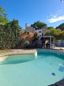 Πισίνα στο ή κοντά στο Hotel Alameda