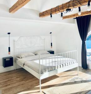 Ένα ή περισσότερα κρεβάτια σε δωμάτιο στο The W Villa