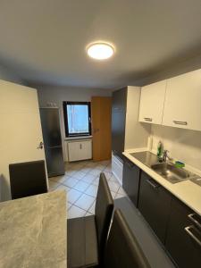 Kuchyň nebo kuchyňský kout v ubytování Bungalow near by Playmobil and fair Nuremberg