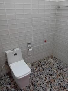 Ένα μπάνιο στο Chero-Palms +22 φωτογραφίες