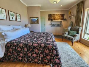 Postel nebo postele na pokoji v ubytování In Full View sleeps 10