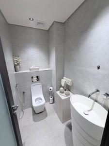 Ένα μπάνιο στο Cloud Villa - Private Pool Villa +3 φωτογραφίες